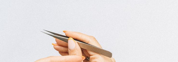 Best tools for cutting false Eyelashes in half