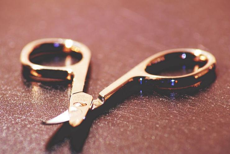 Best Way to Cut False Eyelashes Without Ruining Them