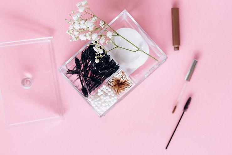 How to Control Oil Throughout the Day