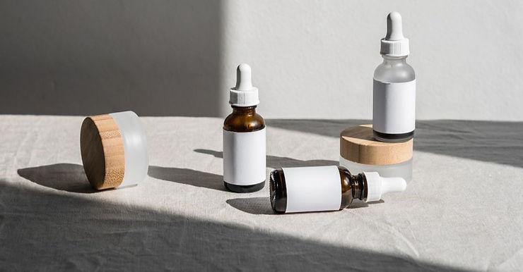 How to Fix False Lashes