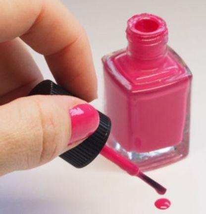 How to Use Gel Nail Polish