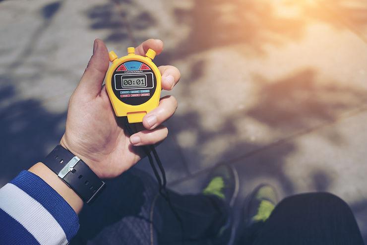 Lash Tech Tips & Advice: Are You Taking Too Long to Do Your Clients Lashes