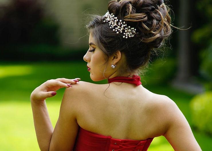 Magnetic Eyelashes for Prom: How to Enhance Your Prom Look