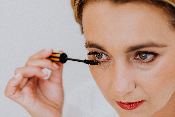 Magnetic Lashes for Mature Women: Enhancing Beauty