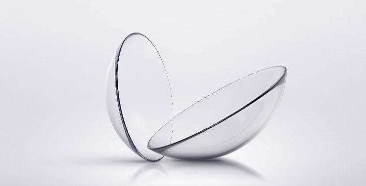 Mascara for Contact Lens Wearers: Tips and Tricks