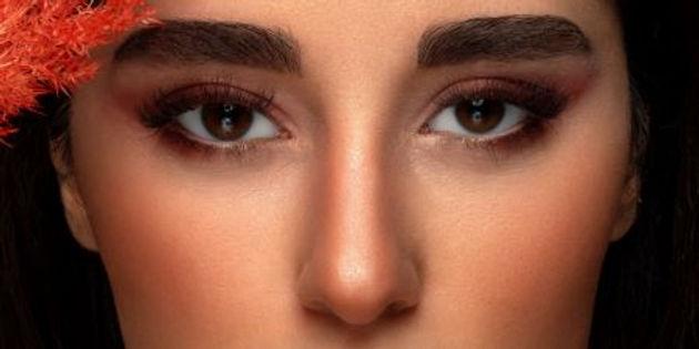 Sleeping in False Eyelashes: Dos and Don'ts for Perfect Lashes