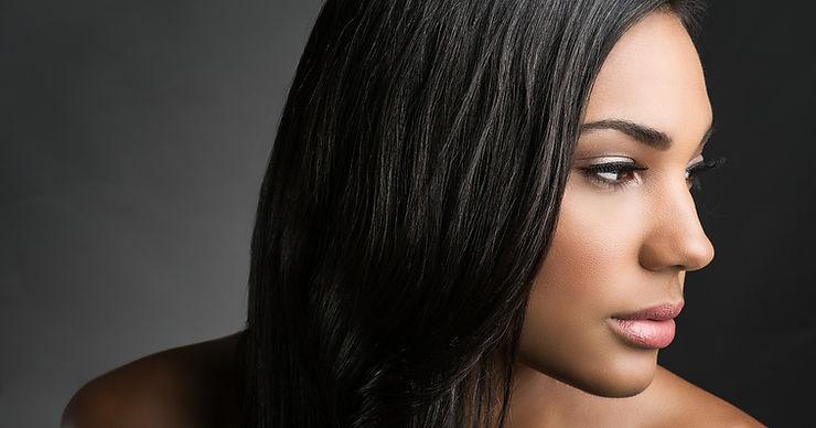 Step-by-Step Guide Cutting False Eyelashes in Half