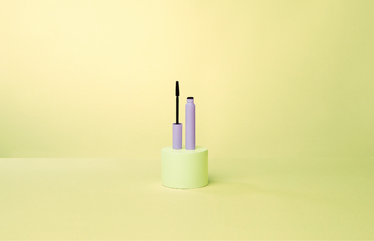 Techniques for Applying Your Mascara for Thicker, Longer Lashes